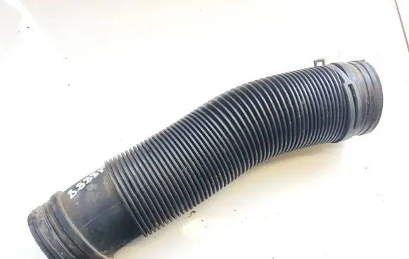Skoda Octavia Mk1 (1U) Air intake hose/pipe 1j129684j