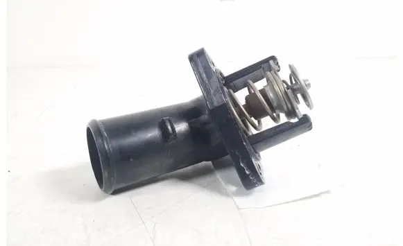 Lexus GS 300 350 430 450H Thermostat 16031-31020