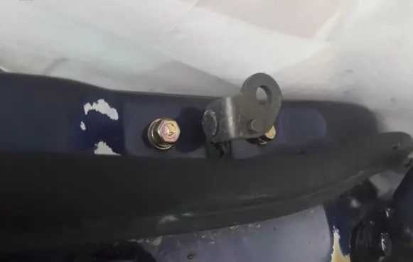 Hyundai Accent Rear door check strap stopper