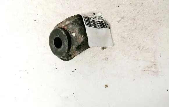 Honda Civic Radiator mount bracket 