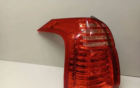 Peugeot 5008 Rear/tail lights
