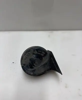 BMW 5 E34 Horn signal 00884 CH2013