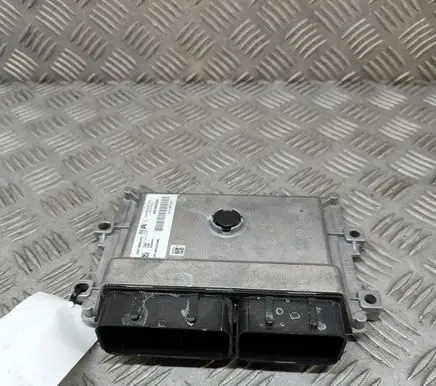 Citroen C4 II Engine control unit/module 9853988280
