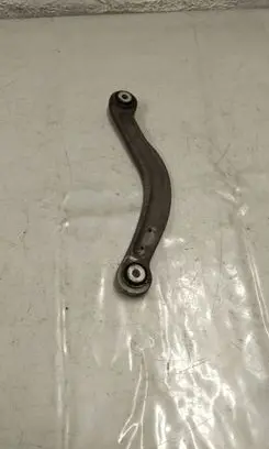 Mercedes-Benz C W205 Rear control arm A20407