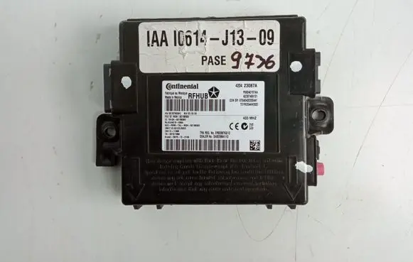 Jeep Grand Cherokee Keyless (KESSY) go control unit/module 68240157AA