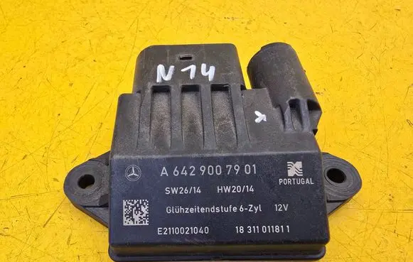 Mercedes-Benz C W204 Glow plug pre-heat relay A6429007901 18311011811 E2110021040