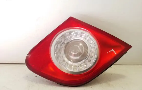 Volkswagen PASSAT B6 Tailgate rear/tail lights 273001