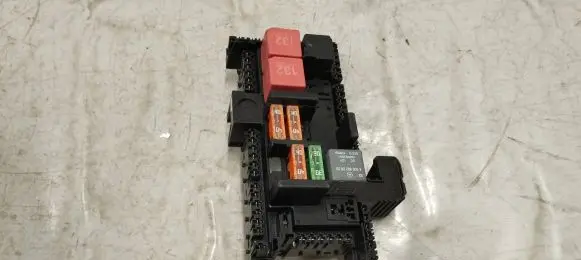 Mercedes-Benz C AMG W205 Fuse module A2059068501
