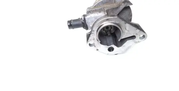 Mercedes-Benz A W176 Vacuum pump 146505272R