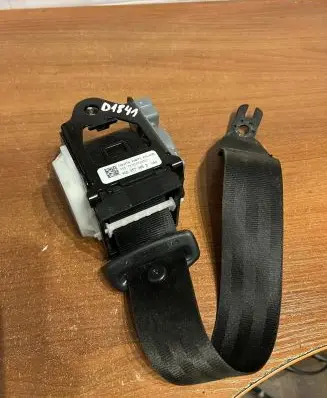 Audi A6 S6 C7 4G Set of seat belts 4G8857805D D1841