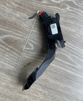 Volkswagen T-Roc Accelerator throttle pedal 5Q2723503D