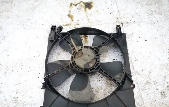 Chevrolet Aveo Radiator cooling fan shroud 96536666