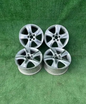 Honda Accord R17 alloy rim 