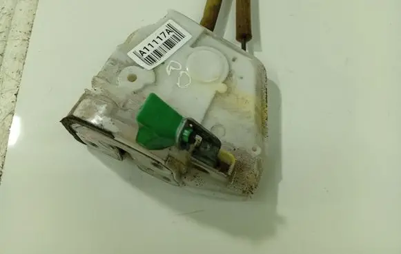 Toyota Aygo AB10 Front door lock 