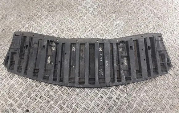 Nissan Note (E12) Engine splash shield/under tray 626603VU0A