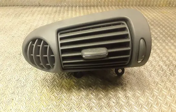 Mercedes-Benz C W203 Dashboard air vent grill cover trim 2038300554 A2038300554