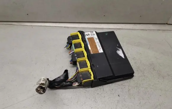 Ford Mondeo Mk III Comfort/convenience module 3S7T15K600SA