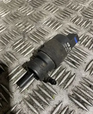 Audi A8 S8 D4 4H Windscreen/windshield washer pump 1K5955651