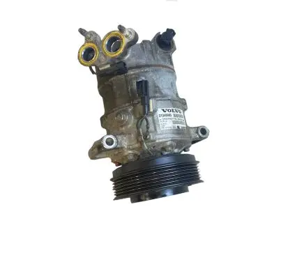 Volvo V40 Air conditioning (A/C) compressor (pump) 31348965 098098074B4