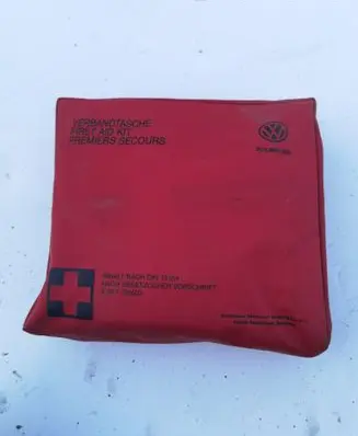 Audi e-tron First aid kit 3C0860282