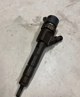 Renault Laguna II Fuel injector 0445110