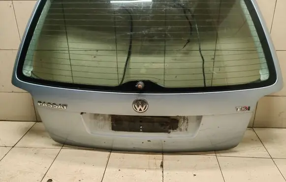 Volkswagen PASSAT B5 Tailgate/trunk/boot lid