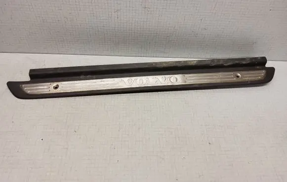 Volvo S40, V40 Front sill trim cover 30818422 30818426