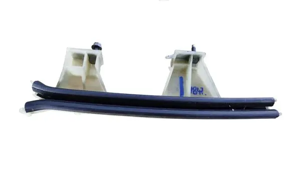 Citroen C4 I Picasso Front door windshield rail 9654091680