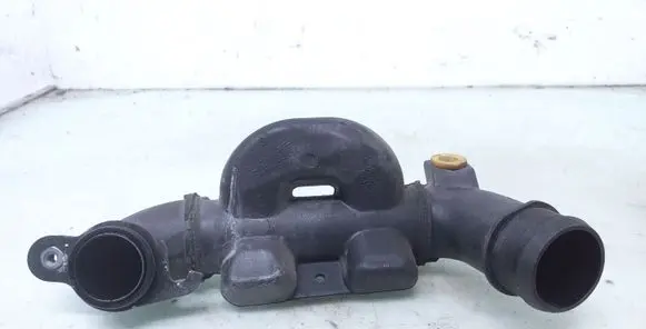 Ford Focus Intercooler hose/pipe 9657083680