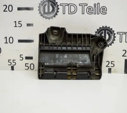 Ford Galaxy Other engine bay part GG9110663AD