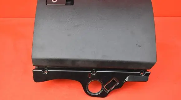Volkswagen PASSAT B5.5 Glove box 3C1857101