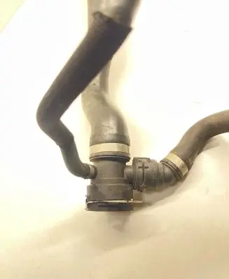 BMW 5 F10 F11 Engine coolant pipe/hose 7809818 12677814837