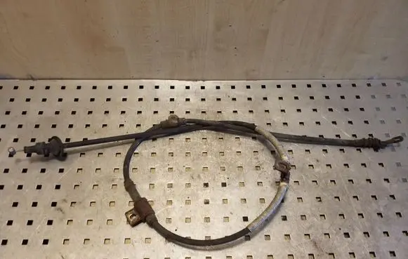 Volvo S40, V40 Handbrake/parking brake wiring cable 