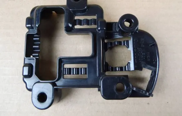 Volvo XC60 Distronic sensor bracket 32291268