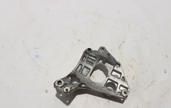 Land Rover Range Rover L405 A/C compressor mount bracket KPLA19D624AB