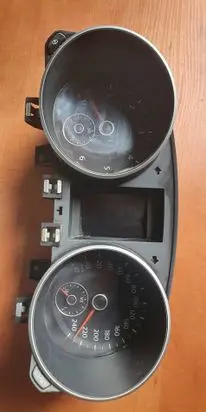 Volkswagen Golf VI Speedometer (instrument cluster) 5K0920860G 6002600E 868262