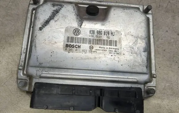 Honda Civic Engine control unit/module 038906019NJ 1039S10368 0281011823
