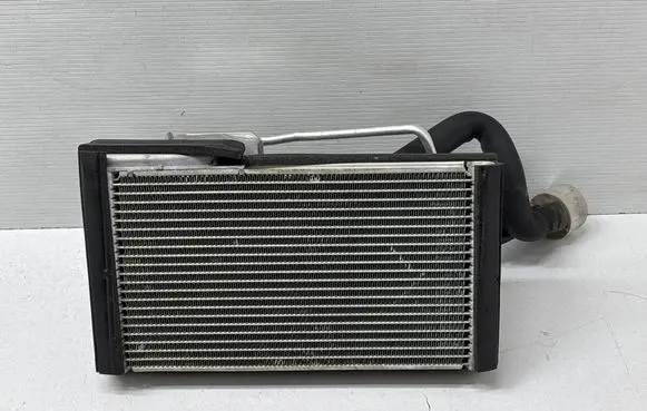 Toyota Highlander XU50 Air conditioning (A/C) radiator (interior) 75003780