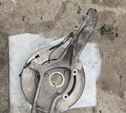Tesla Model 3 Front wheel hub spindle knuckle 104431600e