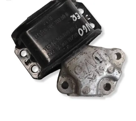 Citroen C4 Grand Picasso Engine mount bracket 9682026780