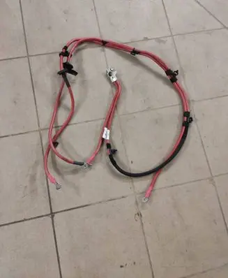 Mercedes-Benz GLE (W166 - C292) Positive cable (battery) A1664404237 33104269 4149514