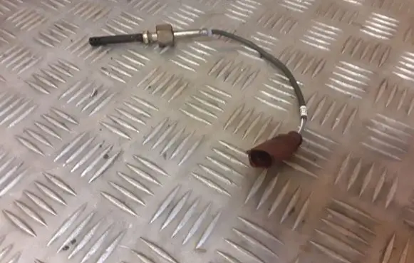 Volkswagen Crafter Exhaust gas temperature sensor 070906088AA