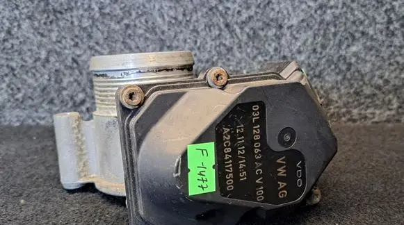 Audi A4 S4 B8 8K Throttle valve 03L128063AC