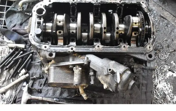 Opel Astra H Engine block Z19DTL