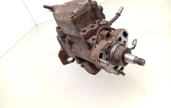 Volkswagen PASSAT B4 Fuel injection high pressure pump 0460404994