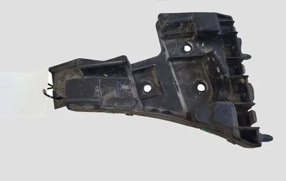 Volvo V60 Front bumper mounting bracket 31323832