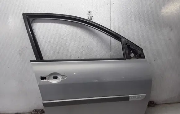 Renault Megane II Front door