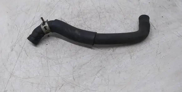 Toyota Yaris Engine coolant pipe/hose