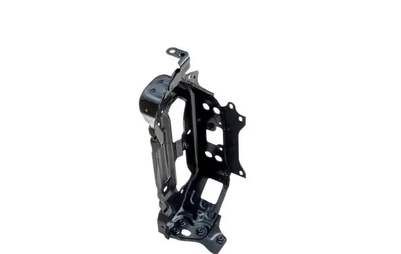 Toyota Yaris Radiator support slam panel