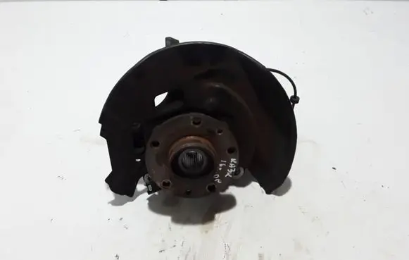 Nissan Qashqai Front wheel hub 400144EA0A